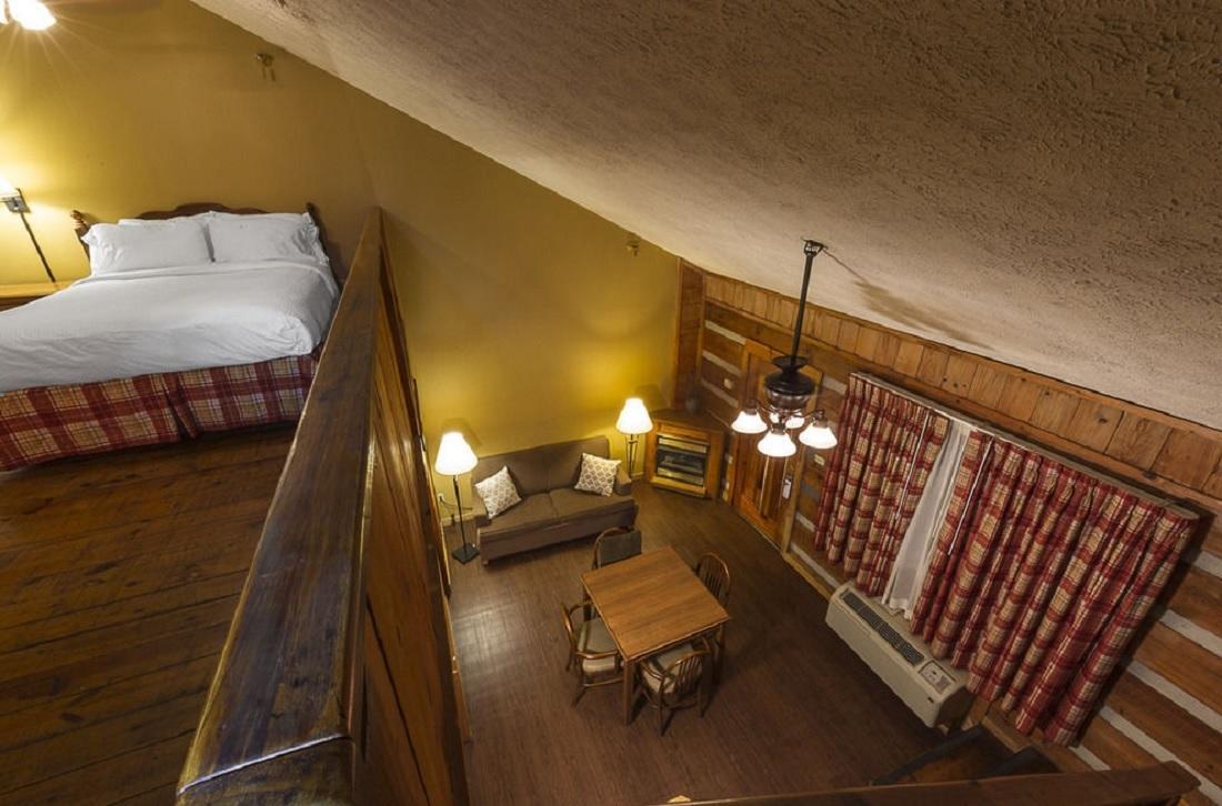 Hotel Timbers 2*